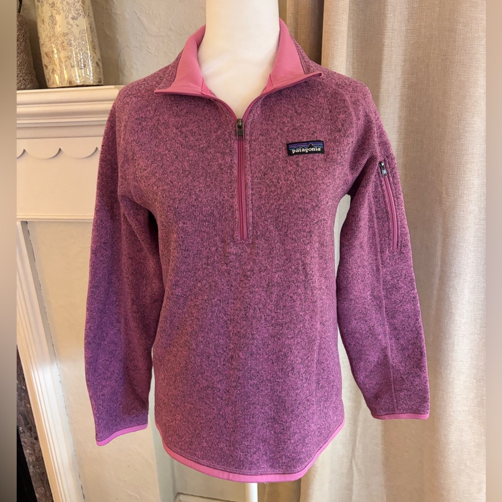 Patagonia woman’s pullover pink quarter zip size small